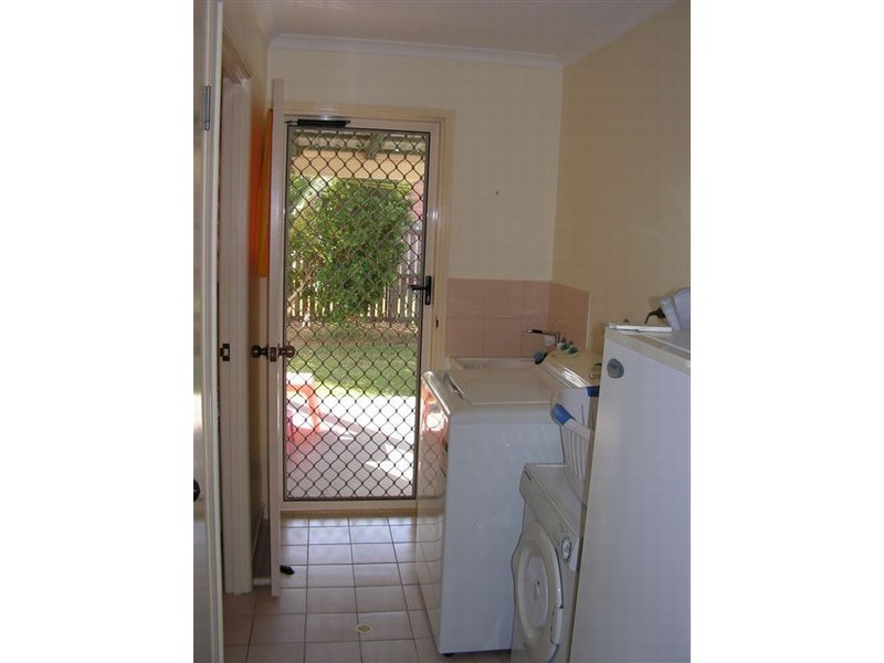 9 Ross Street, Maryborough QLD 4650