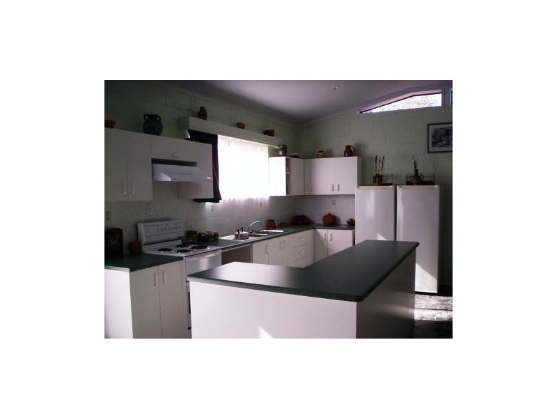 11 Springvale Road, Maryborough QLD 4650