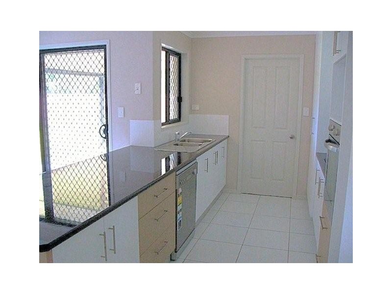 44 Cardigan Street, Granville QLD 4650