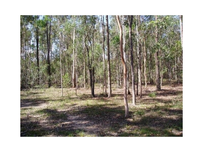 105 Nangarin Road, Oakhurst QLD 4650