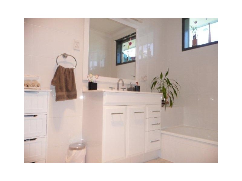 51 View Road, Tinana South QLD 4650