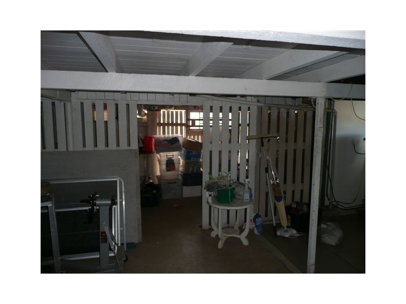 11 Ariadne Street, Maryborough QLD 4650