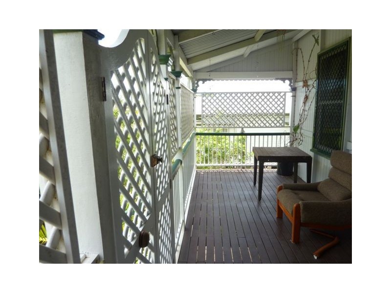 11 James Street, Maryborough QLD 4650