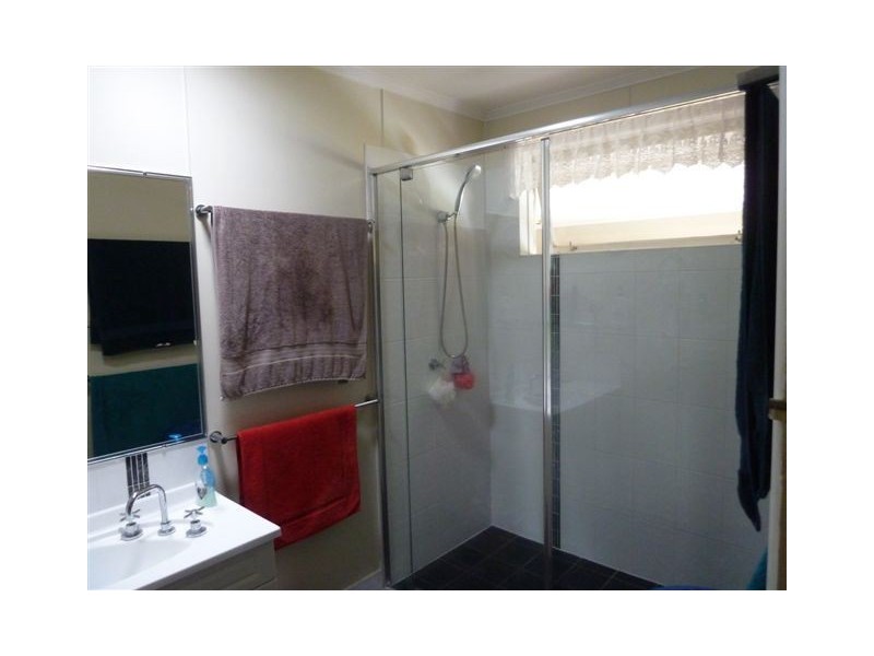 18 Wynne Parade, Maryborough QLD 4650