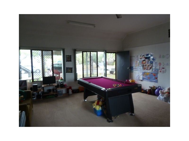 18 Wynne Parade, Maryborough QLD 4650