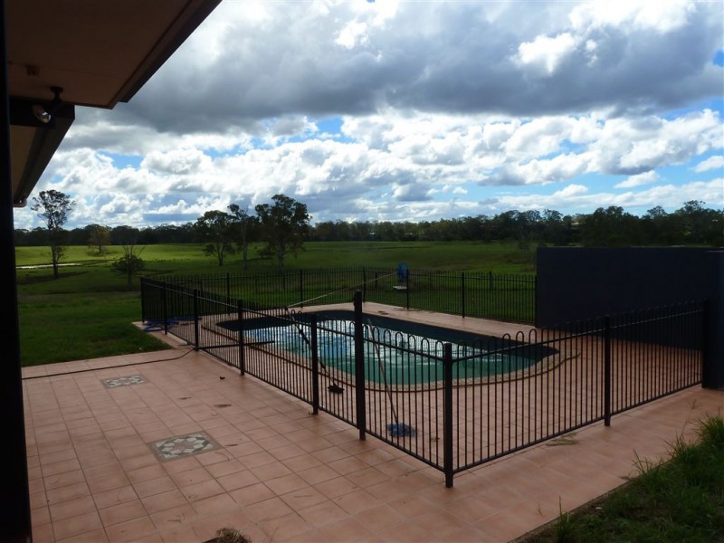 406 Eatonvale Road, Tinana QLD 4650