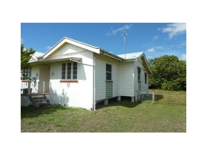 17 Eva Street, Maryborough QLD 4650