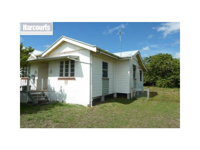 17 Eva Street, Maryborough QLD 4650