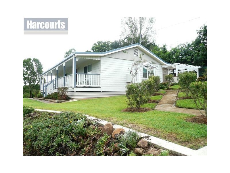 6 Larner Street, Tiaro QLD 4650