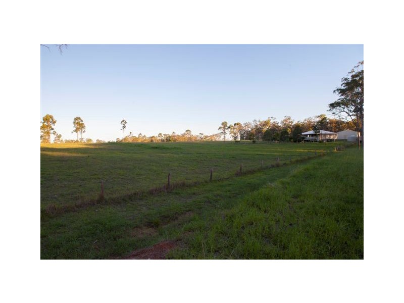 54 Bluebell Road East, Tinana QLD 4650