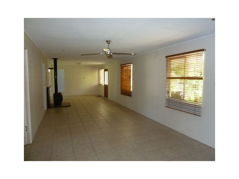 172 Five Mile Road East, Tinana South QLD 4650