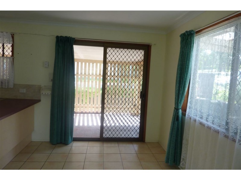 8 Ruby Street, Aldershot QLD 4650