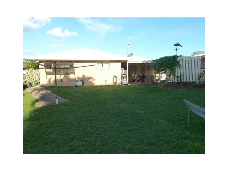 6 Frangipani Close, Tinana QLD 4650