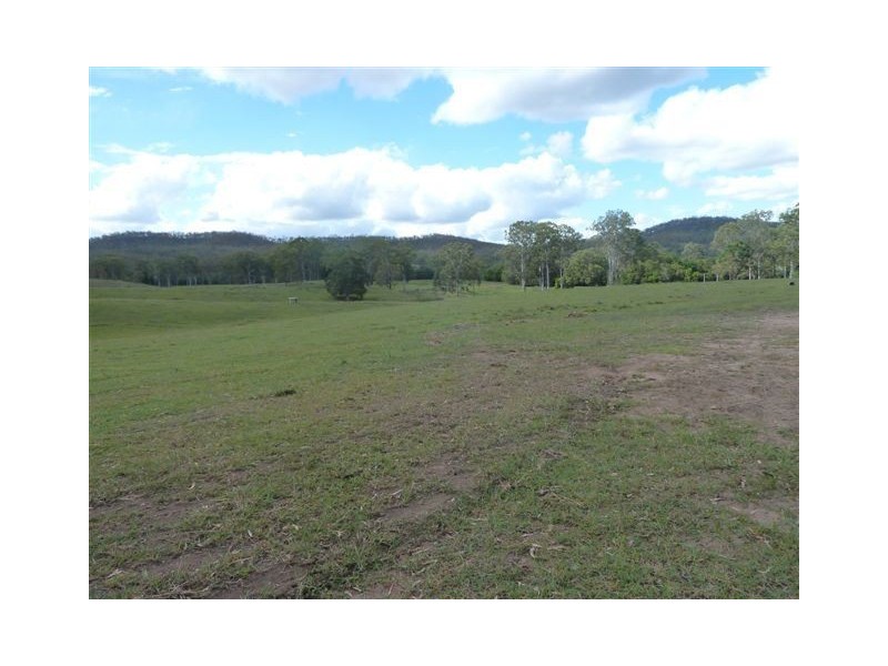 131 Clifton Creek Left Road, Brooweena QLD 4620