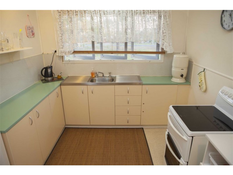 103 Bronze Street, Aldershot QLD 4650