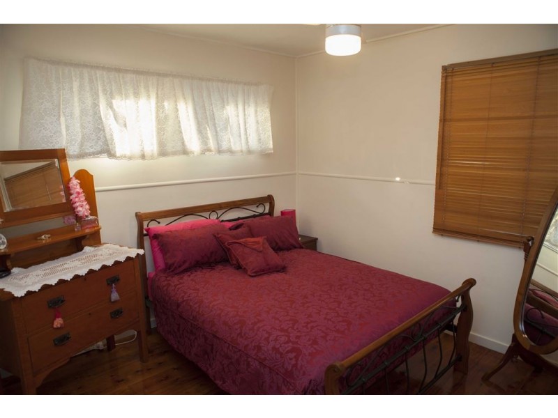 103 Bronze Street, Aldershot QLD 4650