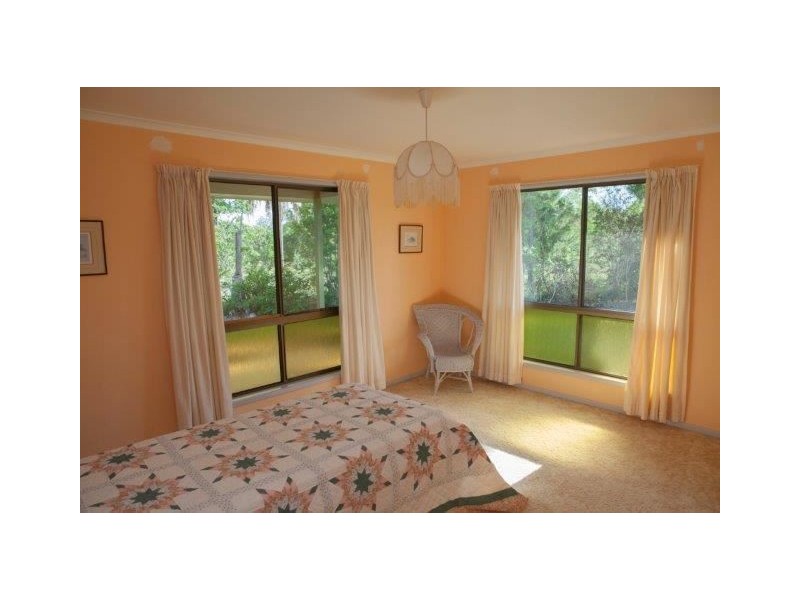 38 Pioneers Road, Mungar QLD 4650