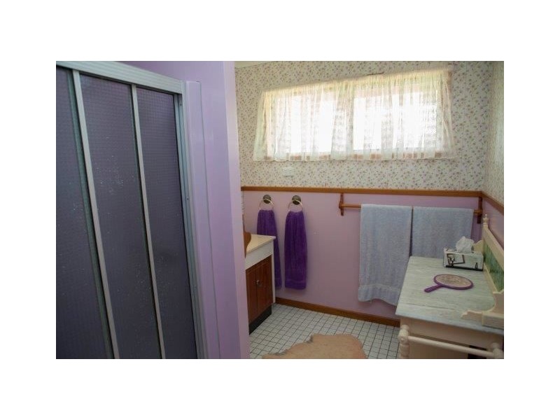 38 Pioneers Road, Mungar QLD 4650