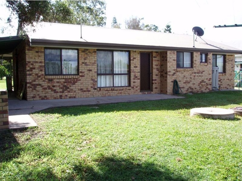 34 Copenhagen Street, Tiaro QLD 4650