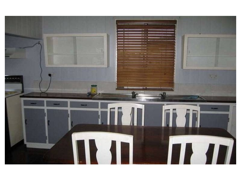 237 Cheapside Street, Maryborough QLD 4650