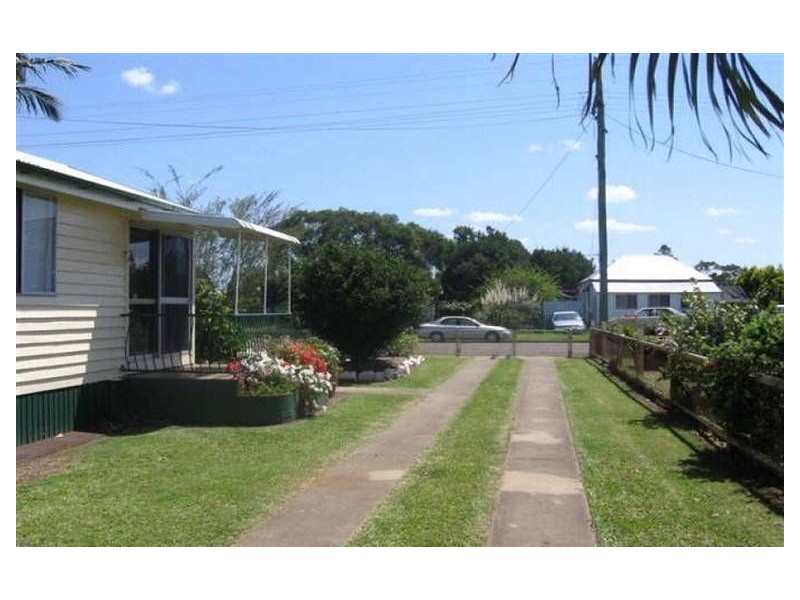 237 Cheapside Street, Maryborough QLD 4650