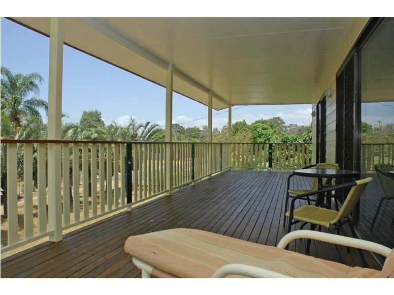 11 Robertson Street,, Boonooroo QLD 4650