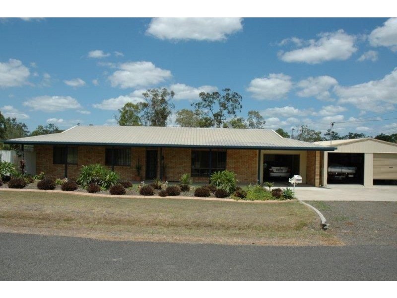60 Lenthall Street, Aldershot QLD 4650