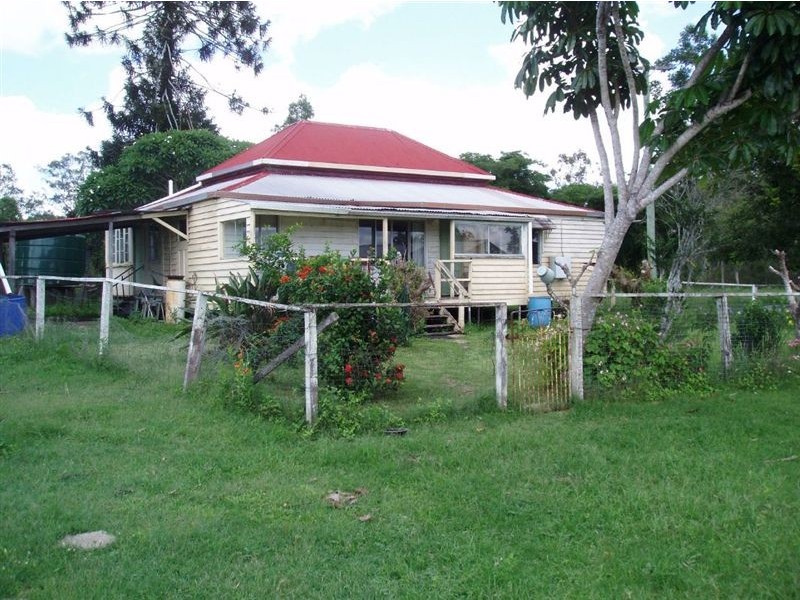 2566 Mungar Rd, Tiaro QLD 4650