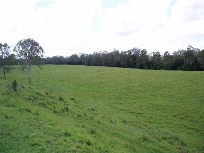 72 Mungar Rd, Tiaro QLD 4650