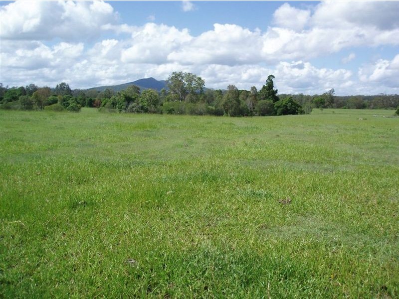 72 Mungar Rd, Tiaro QLD 4650