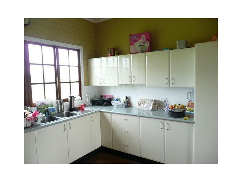 33 Van Doorn Road, Tiaro QLD 4650