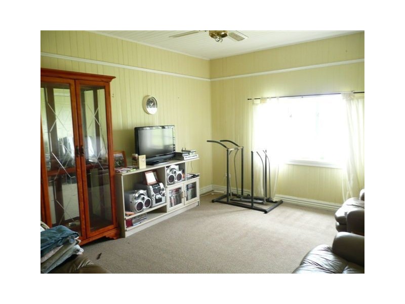 33 Van Doorn Road, Tiaro QLD 4650