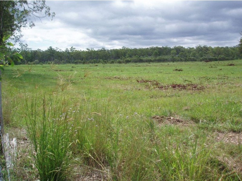 110 Strathdees Road, Tiaro QLD 4650