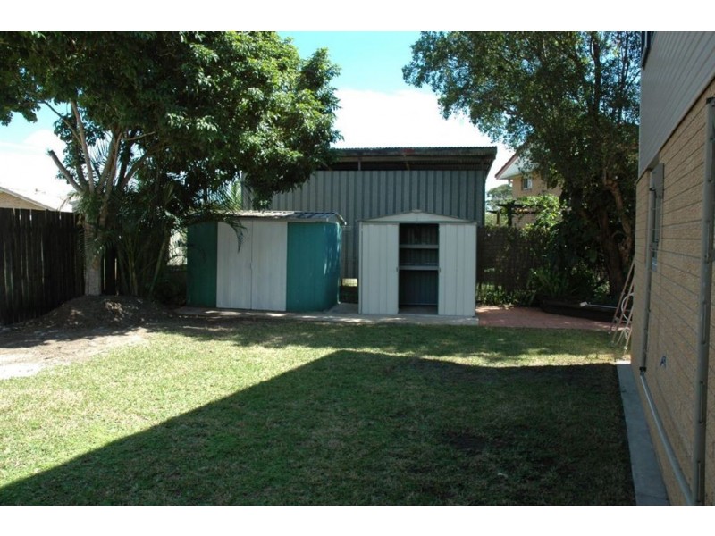 198 Woodstock Street, Maryborough QLD 4650