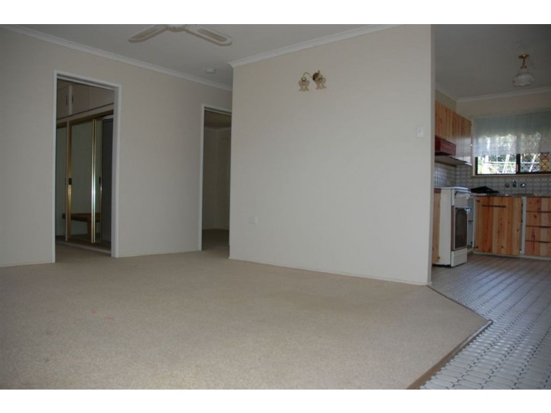 2/17 Coventry Street, Maryborough QLD 4650