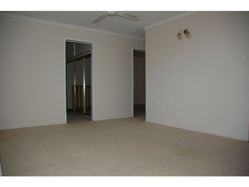 2/17 Coventry Street, Maryborough QLD 4650