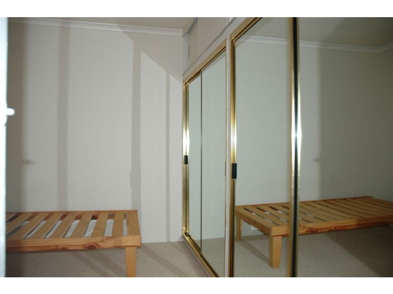 2/17 Coventry Street, Maryborough QLD 4650