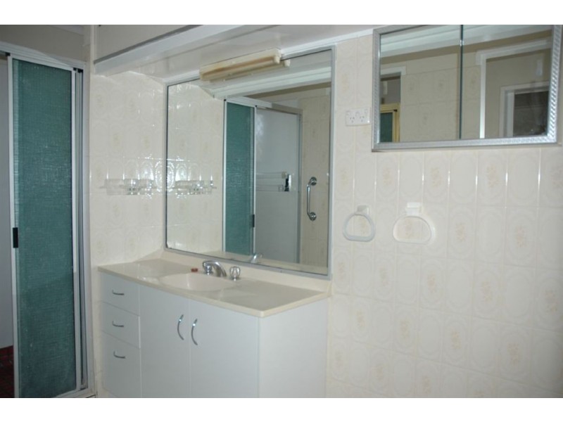 2/17 Coventry Street, Maryborough QLD 4650