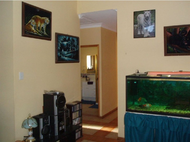 46 Royal Oak Road, Mungar QLD 4650