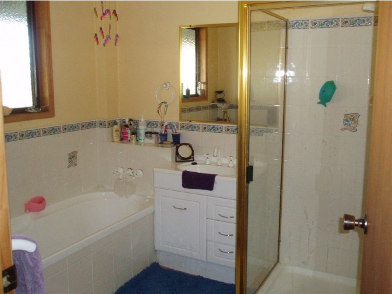 46 Royal Oak Road, Mungar QLD 4650