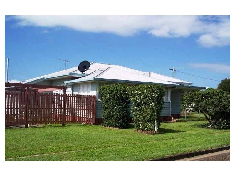 20 William Street, Maryborough QLD 4650