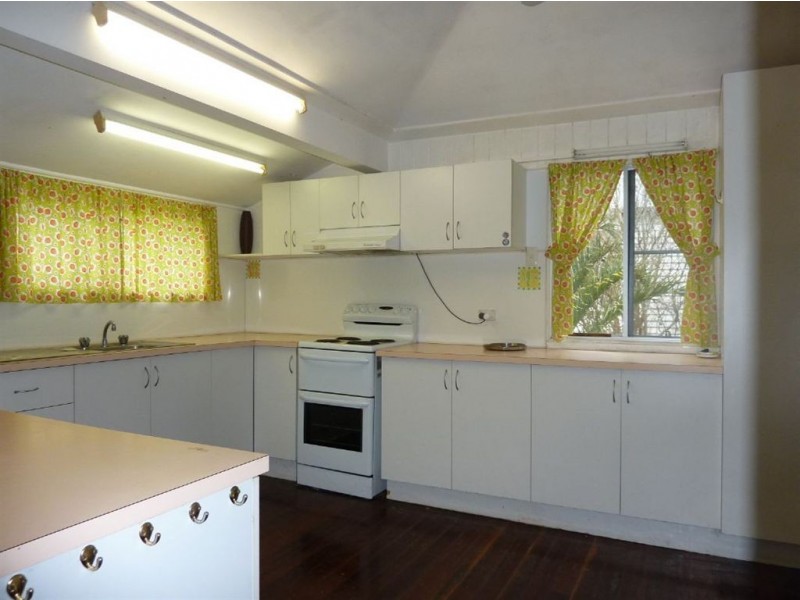 74 Pleasant Street, Maryborough QLD 4650