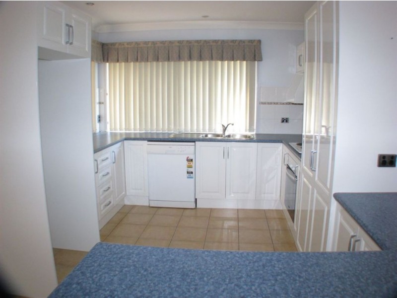 8 Guilmartins Way, Tinana QLD 4650