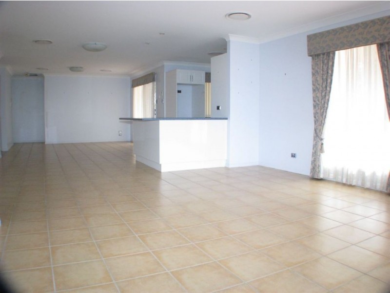 8 Guilmartins Way, Tinana QLD 4650