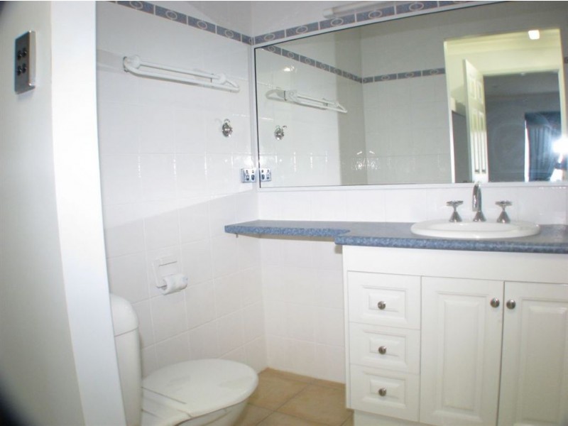 8 Guilmartins Way, Tinana QLD 4650