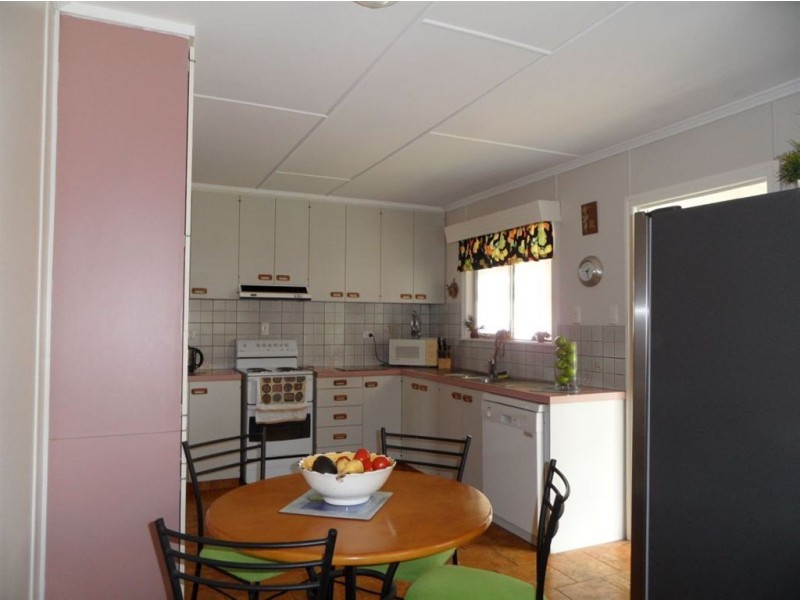 4 Dymock Street, Maryborough QLD 4650