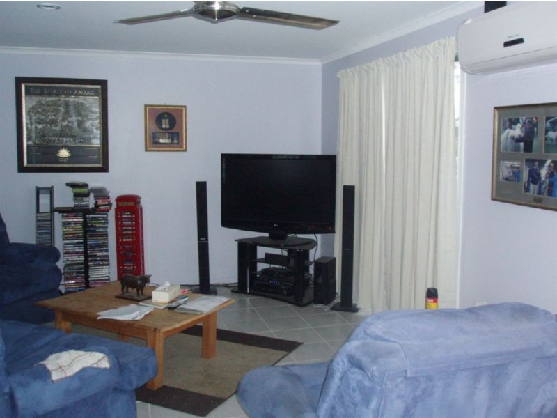 195 Old Coach Road, Oakhurst QLD 4650