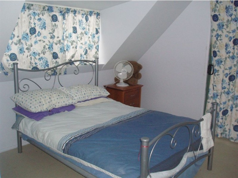 195 Old Coach Road, Oakhurst QLD 4650