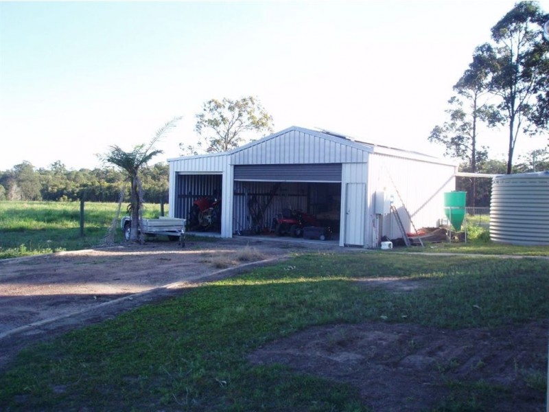195 Old Coach Road, Oakhurst QLD 4650