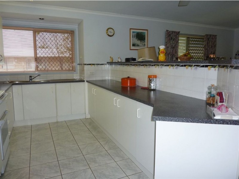 32 Jacaranda Ave, Tinana QLD 4650